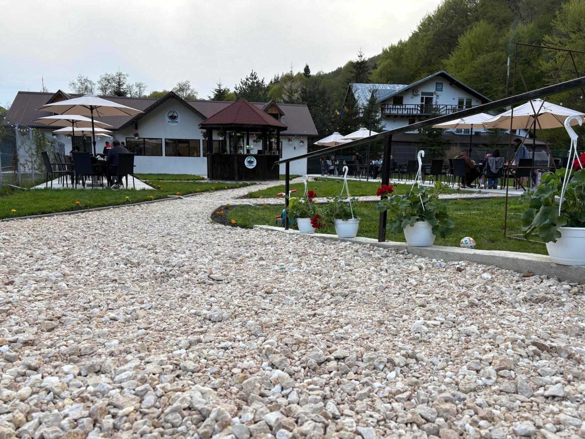 Cabana Izvoarele Doftanei Traisteni Bagian luar foto